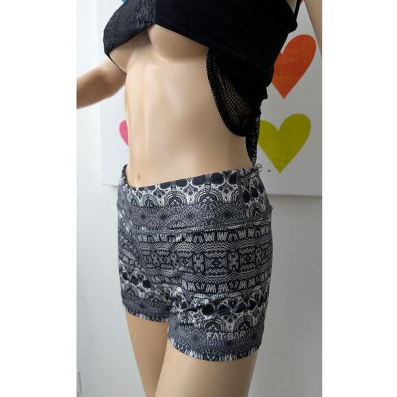 fat bar shorts medium - Picture 3 of 9
